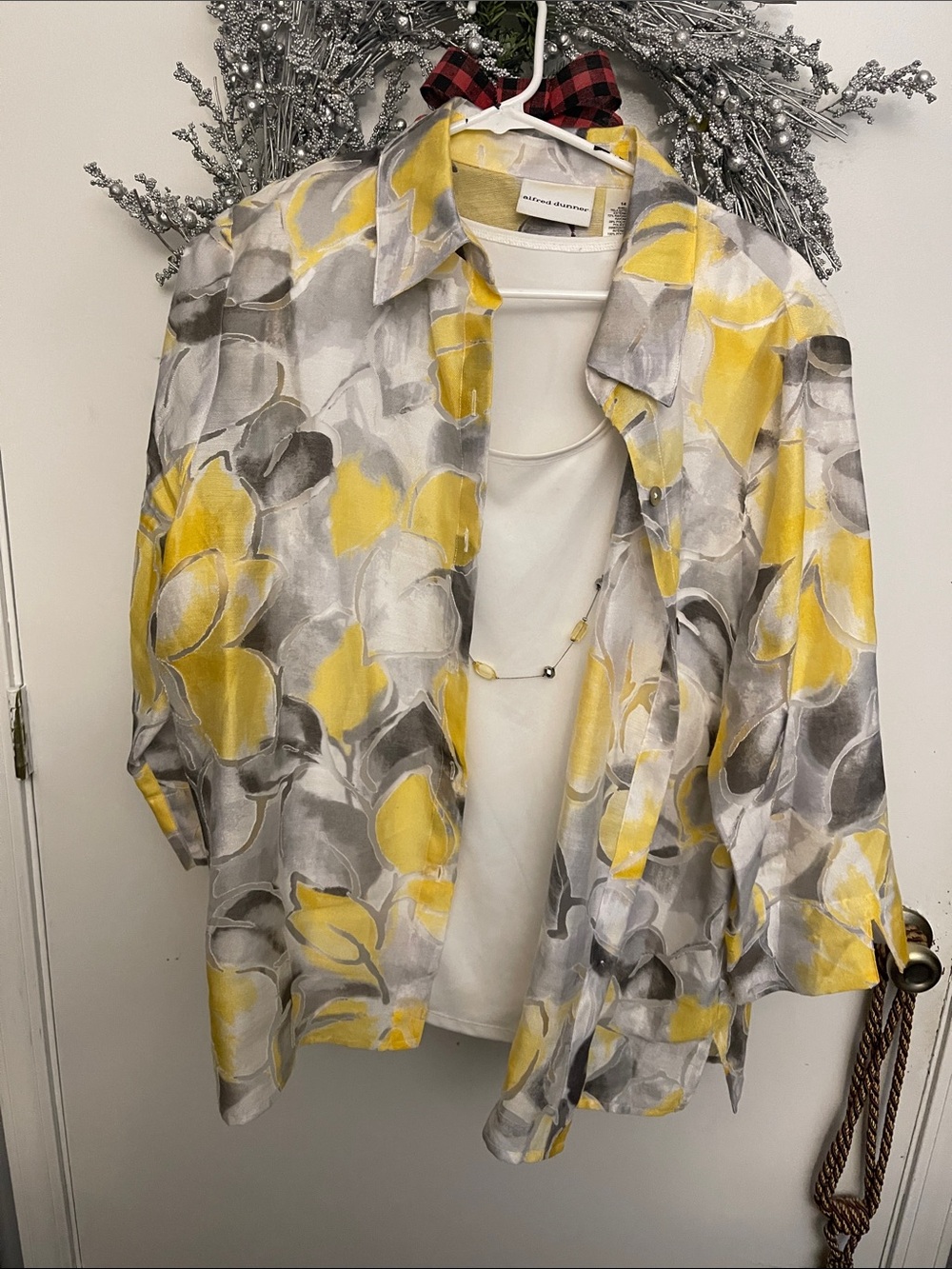 Alfred Dunner Yellow, Gray & White Floral Button-Front Shirt